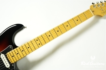 American Professional Classic Stratocaster HSS - 3 Color Sunburst